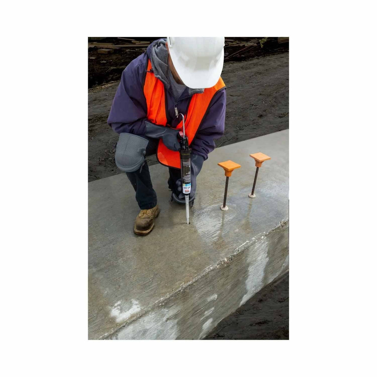 Simpson Strong-Tie AT3G10 (9.5-oz) High-Strength Acrylic Anchoring Adhesive Cartridge - 2