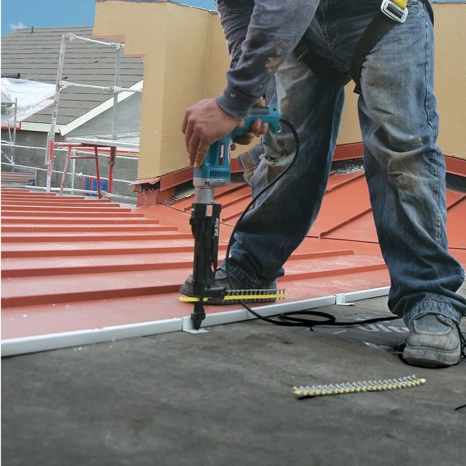 Simpson Strong-Tie PC1BS1012 (#10 1") PC Standing-Seam-Roofing Panel Clip Screw - Collated (1500 Pack) - 2