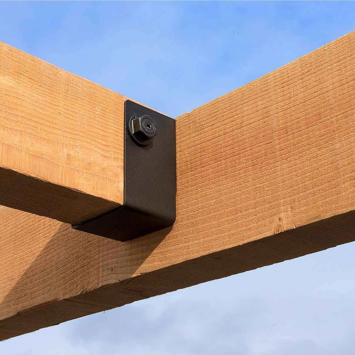 Simpson Strong-Tie APHH46 (5-1/2") 12Ga Concealed-Flange Heavy Joist Hanger for 4x6 Beams - 4