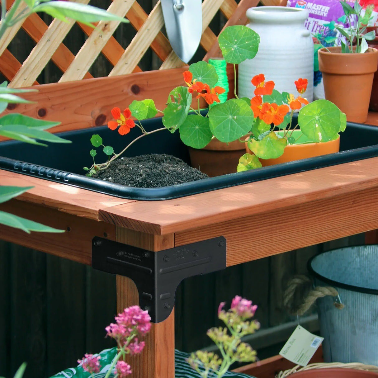 Simpson Strong-Tie APRTC2 (2x Joist, 2x4 Post) Outdoor Accents ZMAX Black Rigid Tie Corner Connector - 5