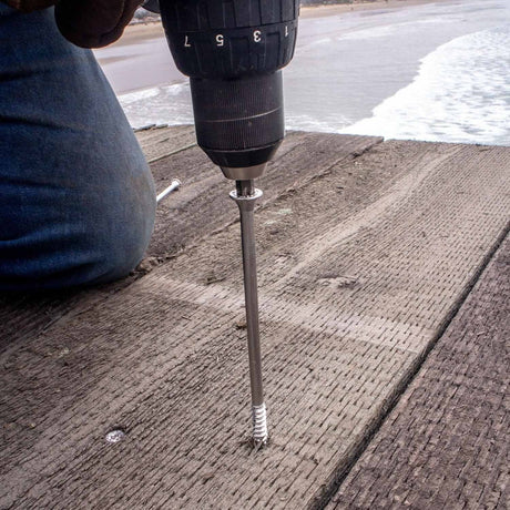 Simpson Strong-Tie SDWS27500SS Strong-Drive (0.275" x 5") T50 SDWS Timber SS Screw, Type 316 (300 Pack) - 3