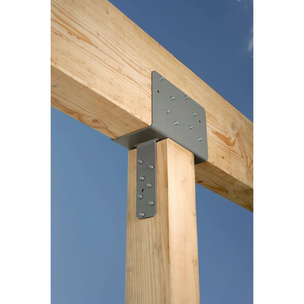 Simpson Strong-Tie CCQ74SDS2.5 Column Cap with SDS Screws for 7x Beam to 4x Post Connection, Gray Paint - 2